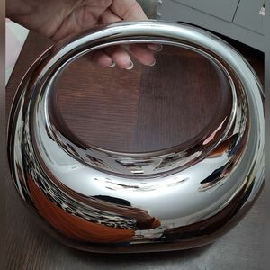 Unique Silver Luxe Bag Crescent Acrylic Detach Clain/Strap Magnetic Snap Closure